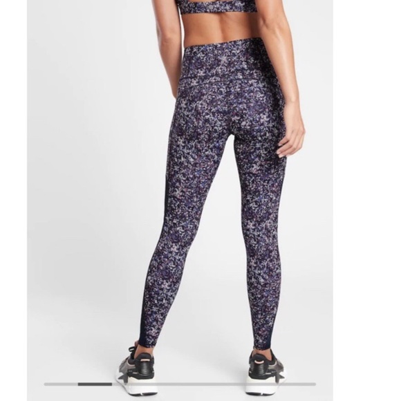 Athleta Rainier Printed Mesh Tight Size XS - Picture 2 of 12